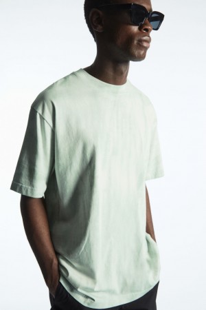 Men's COS Oversized-Dye T-Shirt Light Green / White NZ-98JBPREIC