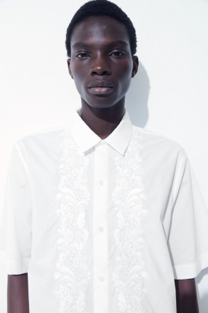 Men's COS The Embroidered Short-Sleeved Shirts White NZ-45HNQZEWY