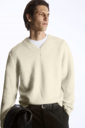 Men's COS V-Neck Wool Sweaters Cream NZ-72SCRQGYB
