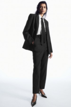 Women's COS Pintucked Slim-Leg Wool Pants Black NZ-64HXZMLRO