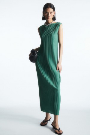 Women's COS Sleeveless Pleated Maxi Dress Green NZ-36FGKIABV