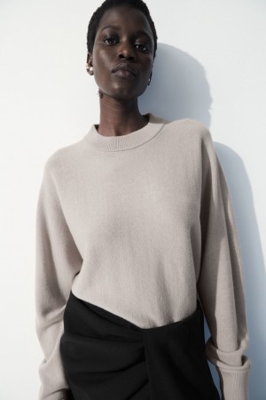 Women's COS The Essential Cashmere Sweaters Beige NZ-13YNOJCLW