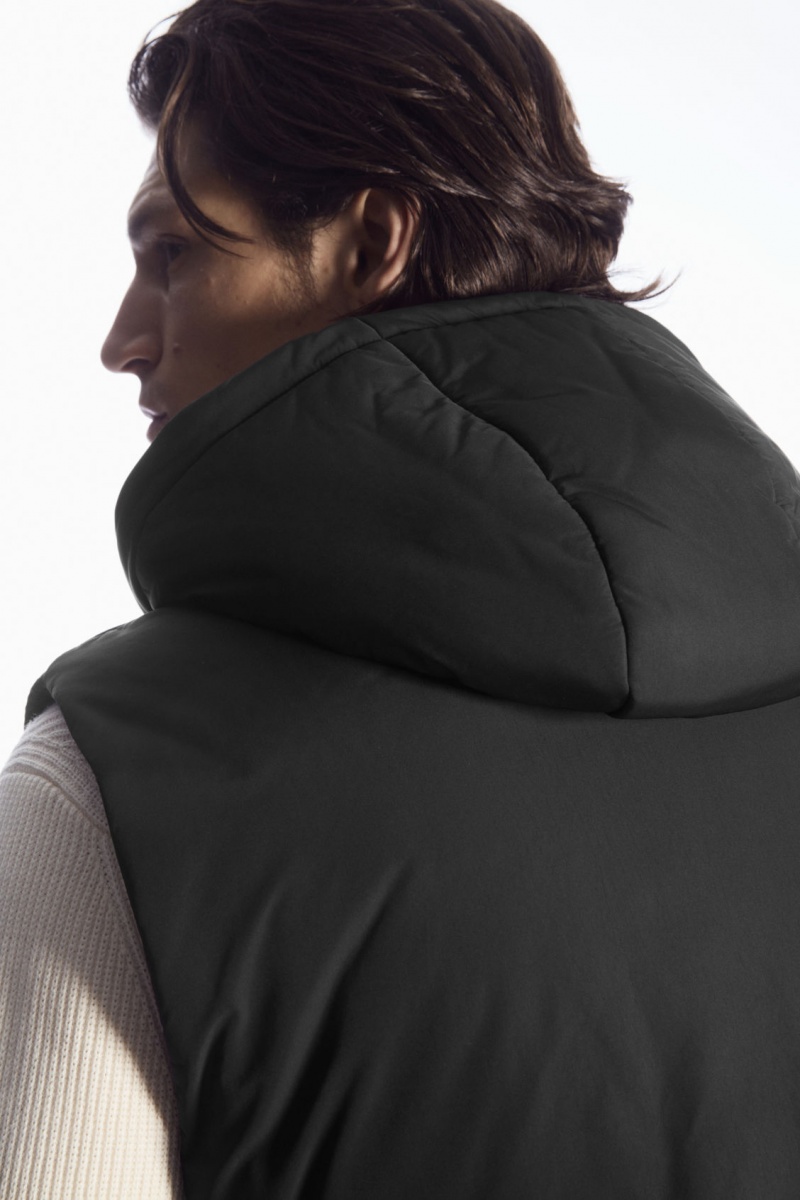 Men's COS Buckled-Side Padded Hooded Vest Black NZ-01FPWXEUG