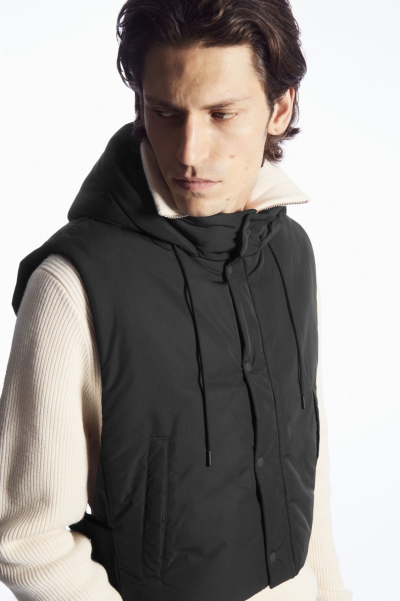 Men\'s COS Buckled-Side Padded Hooded Vest Black NZ-01FPWXEUG