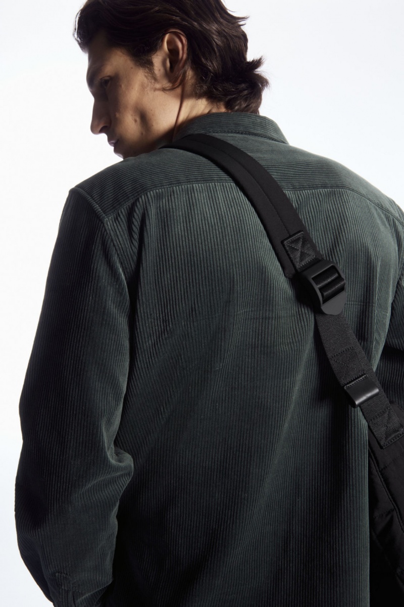 Men's COS Quilted Messenger Ripstop Crossbody Bag Black NZ-81WYSREXG