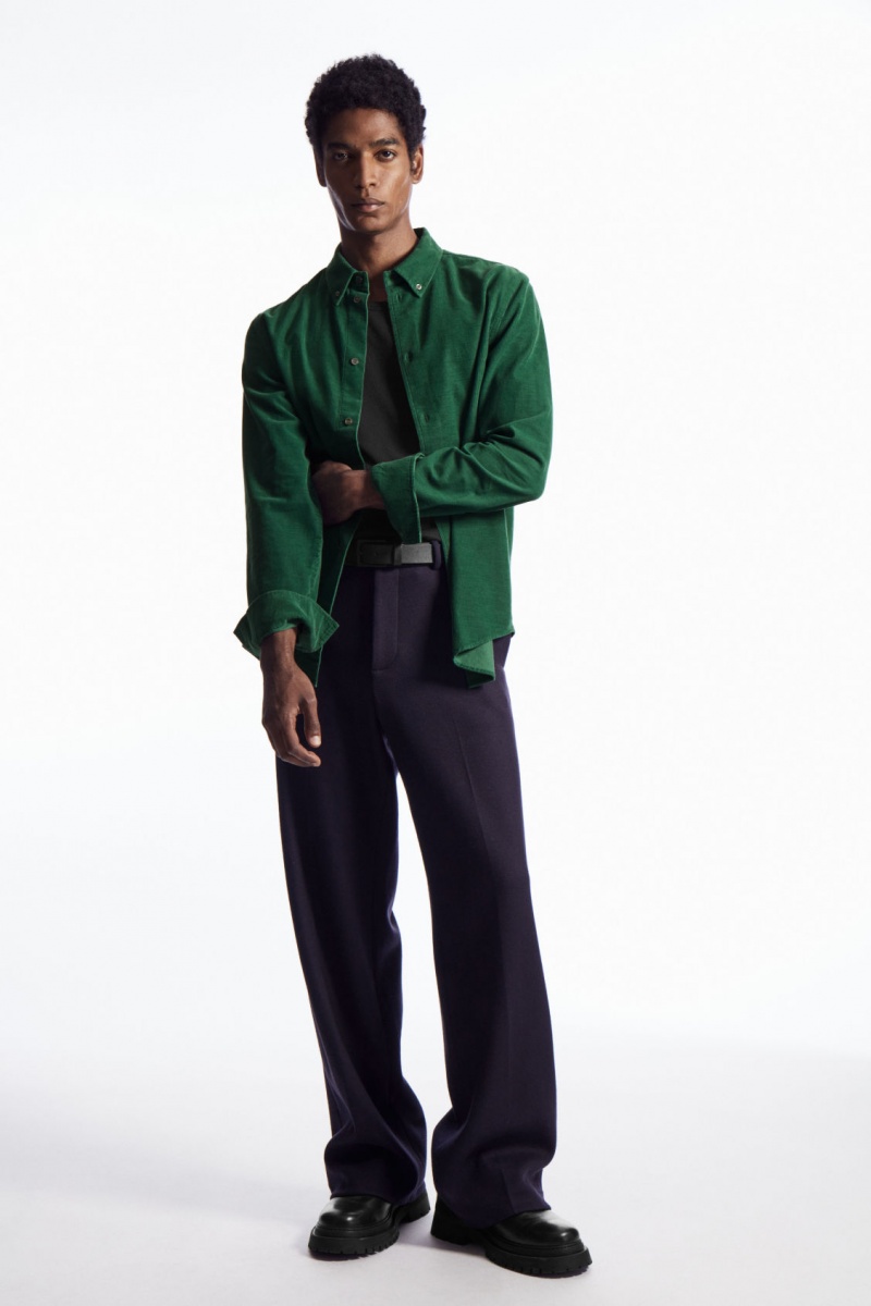 Men\'s COS Regular-Fit Corduroy Shirts Dark Green NZ-29QRMWUVK
