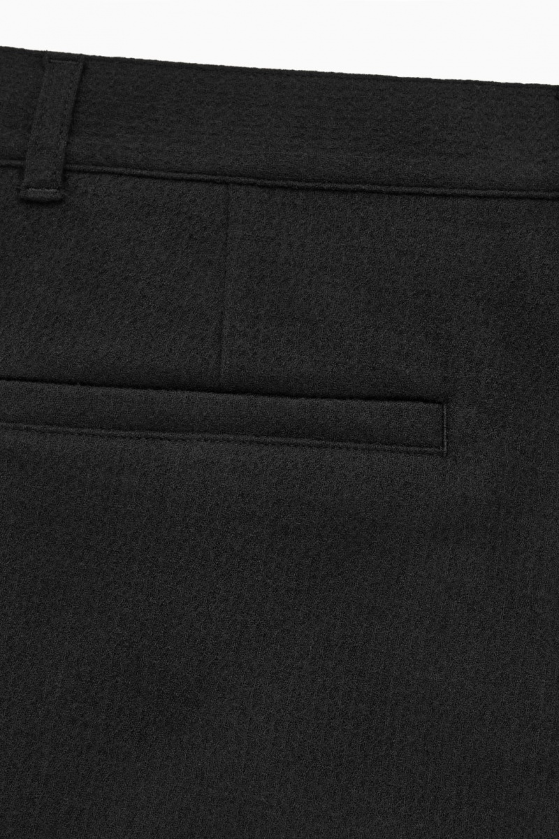 Men's COS Tapered Wool Chino Pants Black NZ-17NHTFRXP