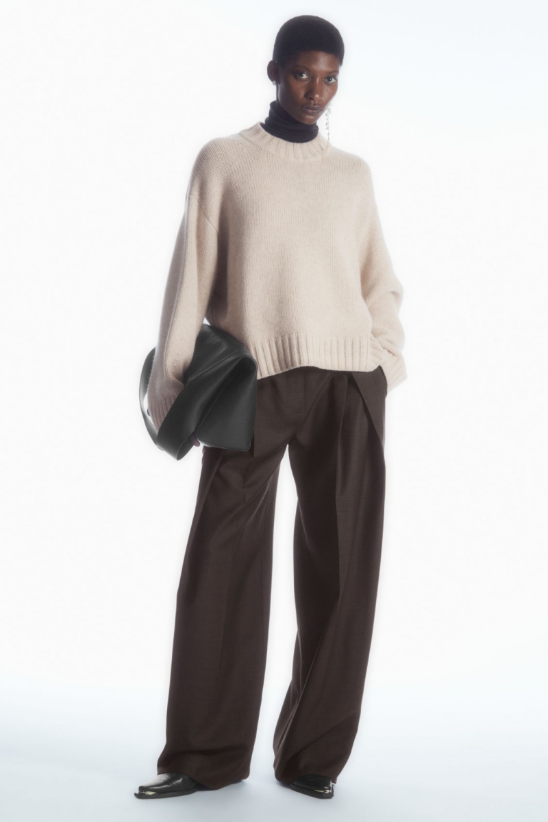 Women's COS Chunky Pure Cashmere Crew-Neck Jumpers Cream NZ-21RYMPBGV
