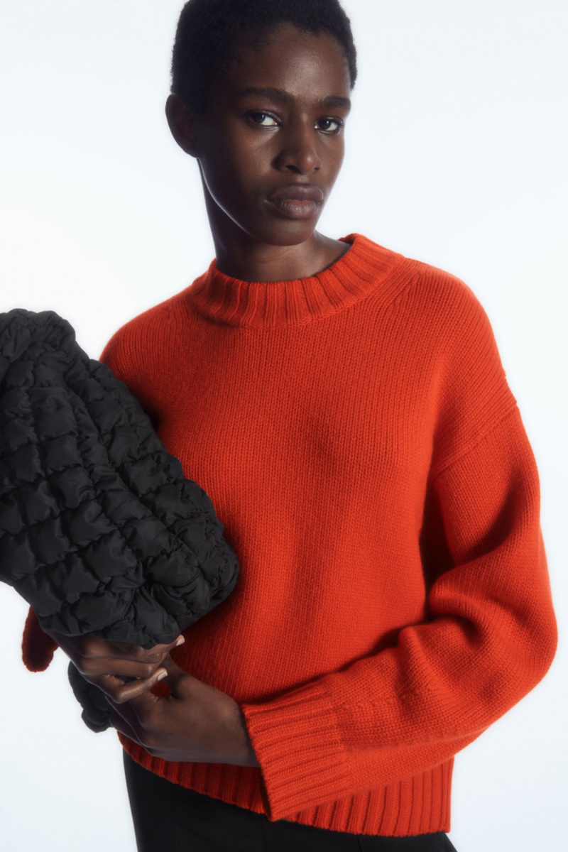 Women\'s COS Chunky Pure Cashmere Crew-Neck Jumpers Light Orange NZ-85ZFBWLHN