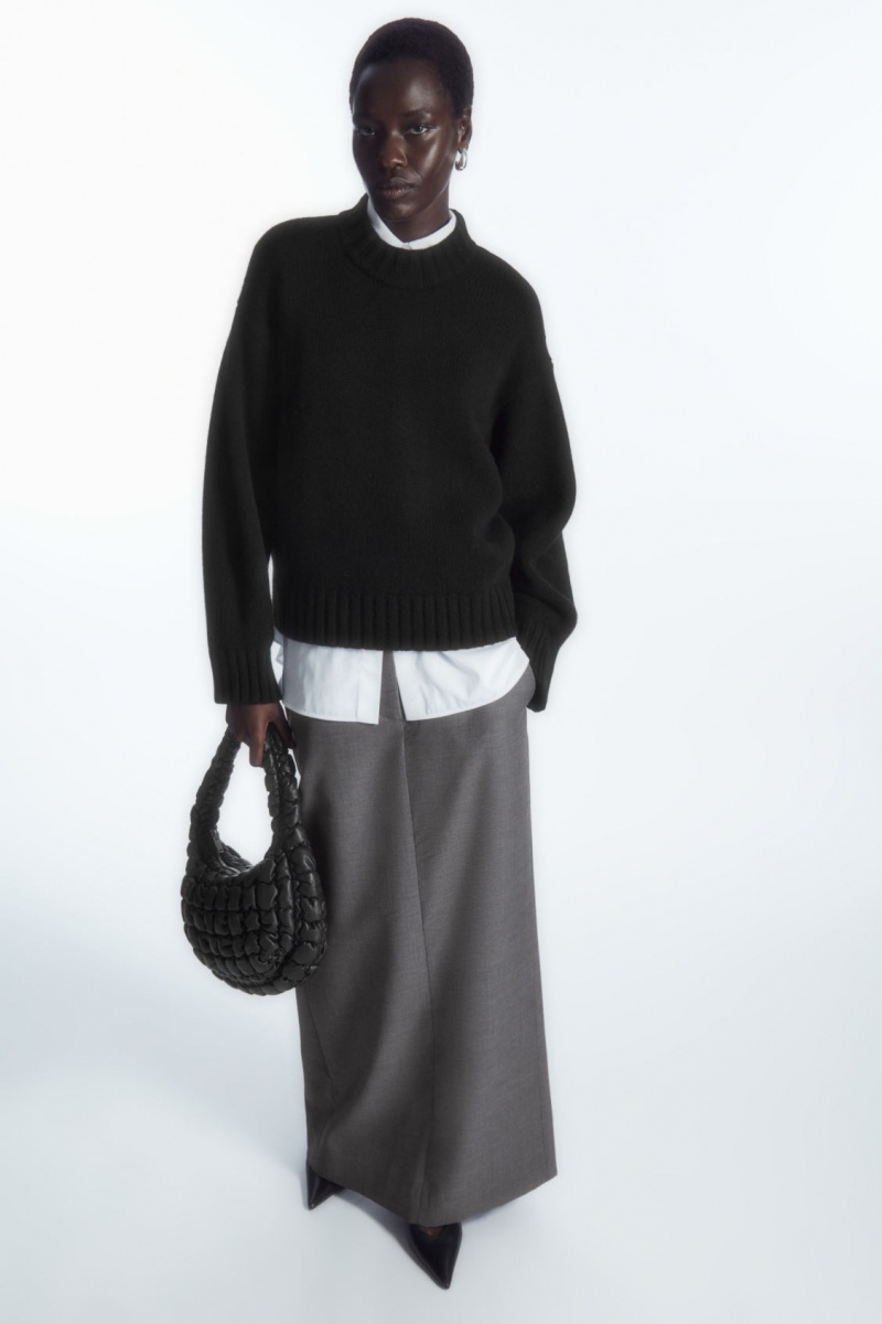 Women's COS Chunky Pure Cashmere Crew-Neck Jumpers Black NZ-12NGEXAVO