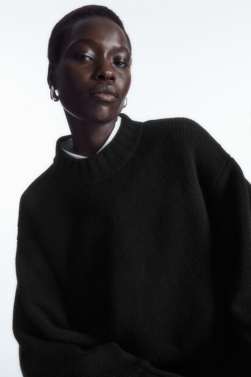 Women's COS Chunky Pure Cashmere Crew-Neck Jumpers Black NZ-12NGEXAVO