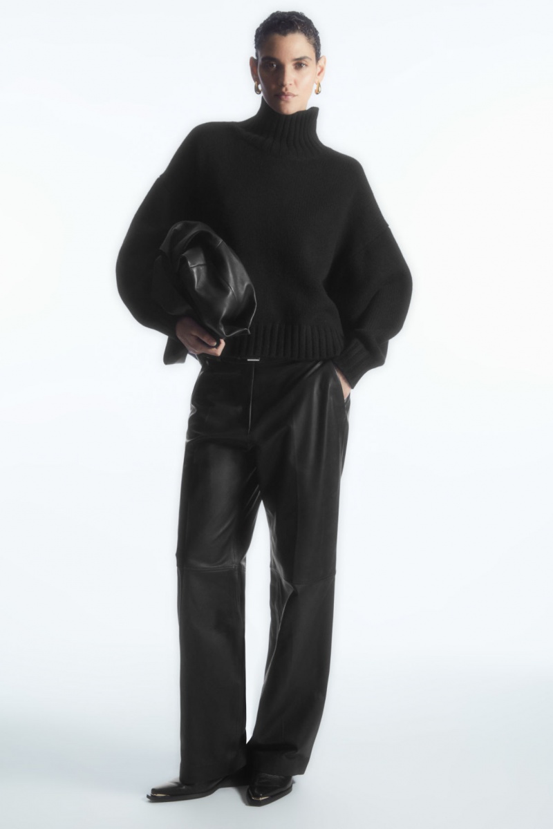Women's COS Chunky Pure Cashmere Turtleneck Sweaters Black NZ-19TZSGRDB