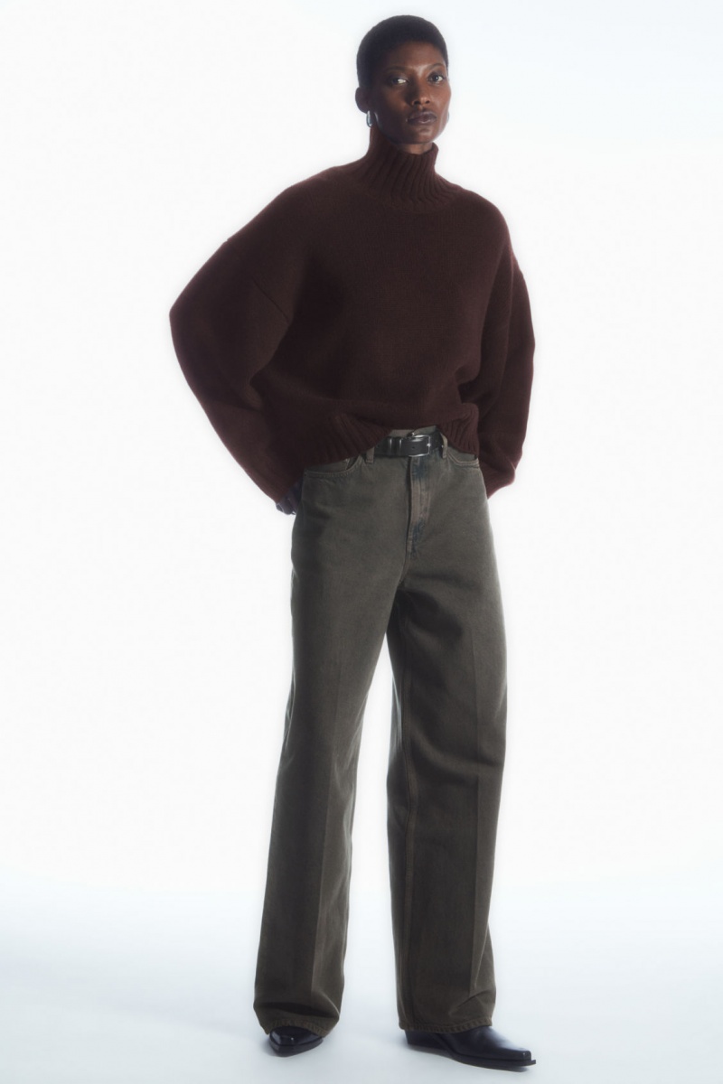 Women's COS Chunky Pure Cashmere Turtleneck Sweaters Dark Brown NZ-17QGERCUZ