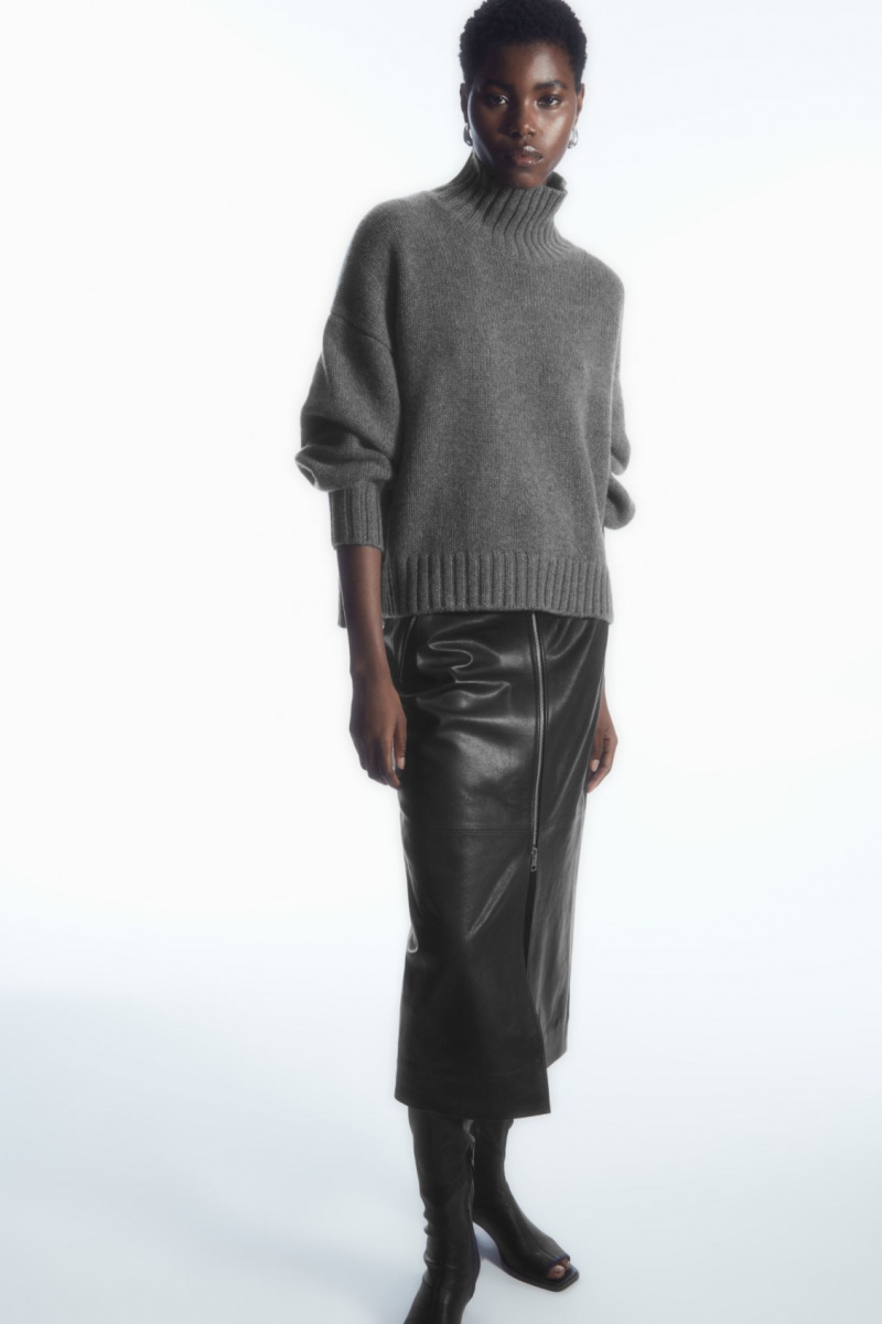 Women's COS Chunky Pure Cashmere Turtleneck Sweaters Dark Grey NZ-36CFIQNGR
