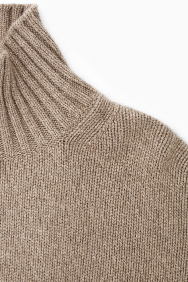 Women's COS Chunky Pure Cashmere Turtleneck Sweaters Beige NZ-40GLRYJBU