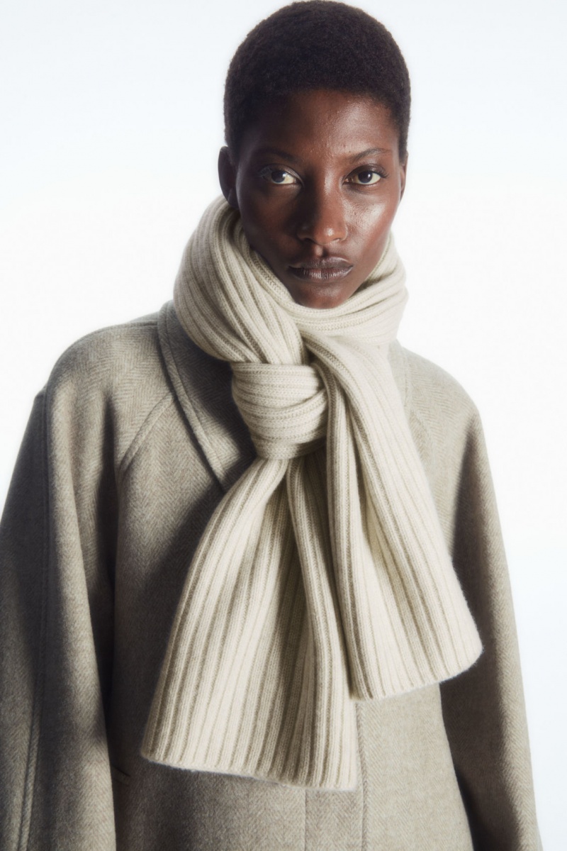 Women\'s COS Chunky Ribbed Pure Cashmere Scarf White NZ-97EUDRTQY
