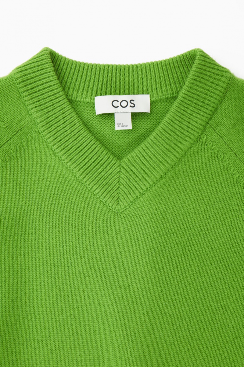 Women's COS Cropped V-Neck Wool Sweaters Green NZ-07QBEIPVD