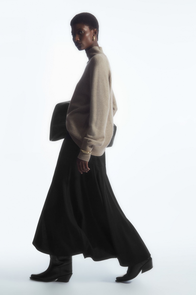Women's COS Flared Maxi Skirt Black NZ-93WDRXSLA