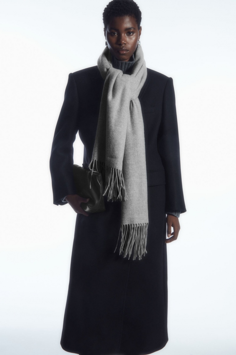 Women's COS Fringed Pure Wool Scarf Light Grey NZ-30LDFMANI