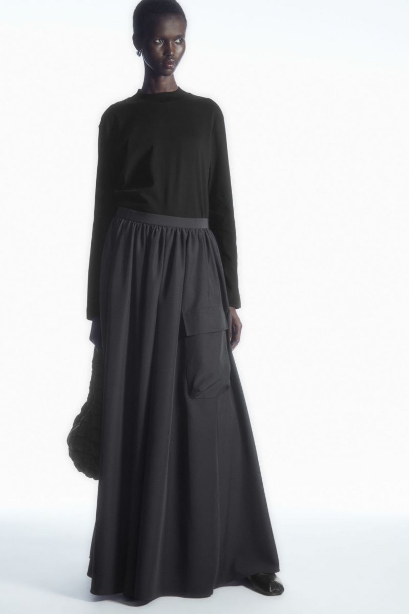 Women's COS Long-Sleeved Mock-Neck T-Shirt Black NZ-61BTAZRPU