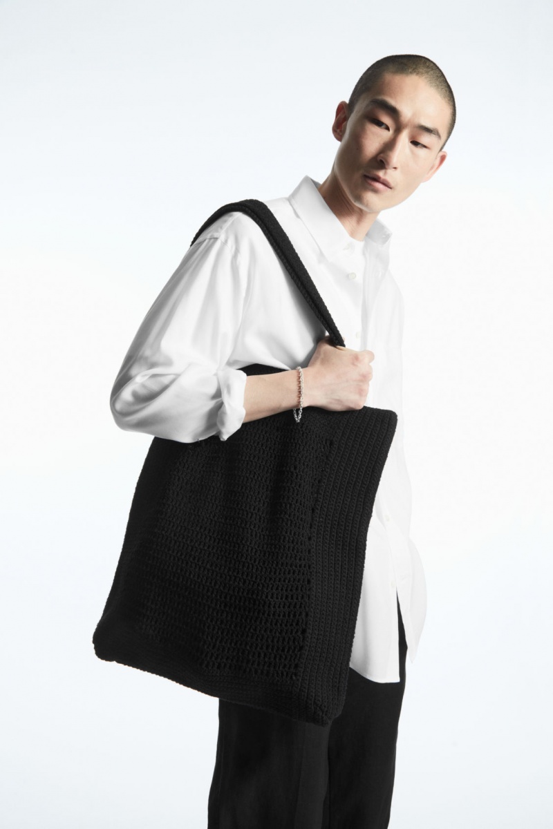 Women\'s COS Oversized Crochet Tote Bags Black NZ-41ZBCVHTW