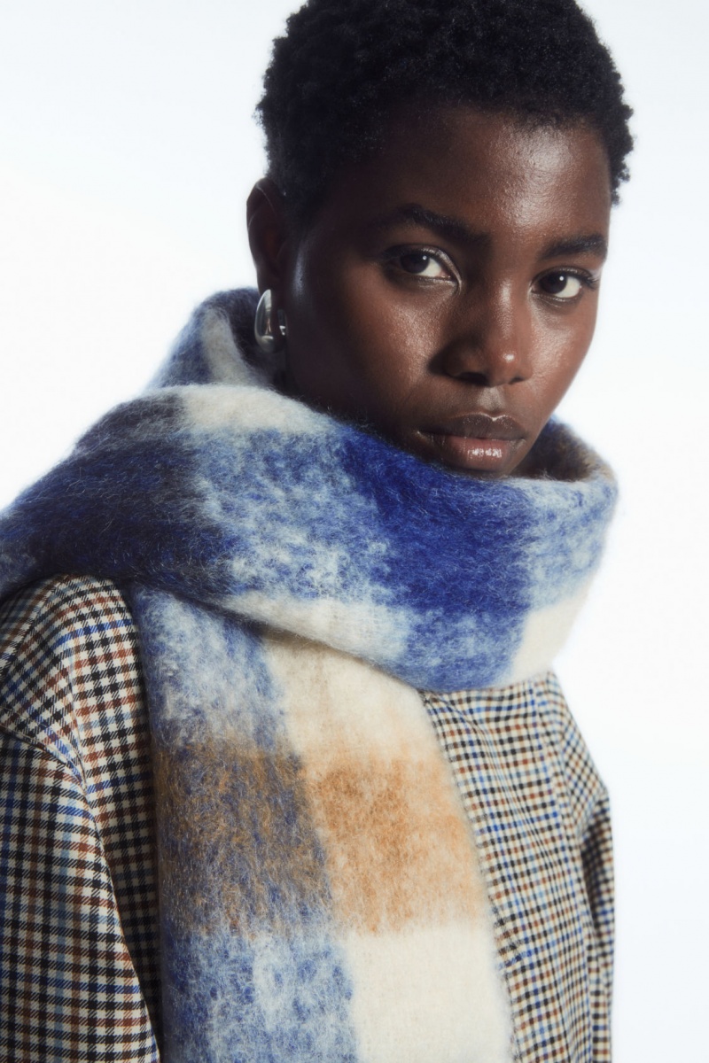 Women's COS Oversized Mohair-Blend Scarf Blue / Brown NZ-73DQLVXER