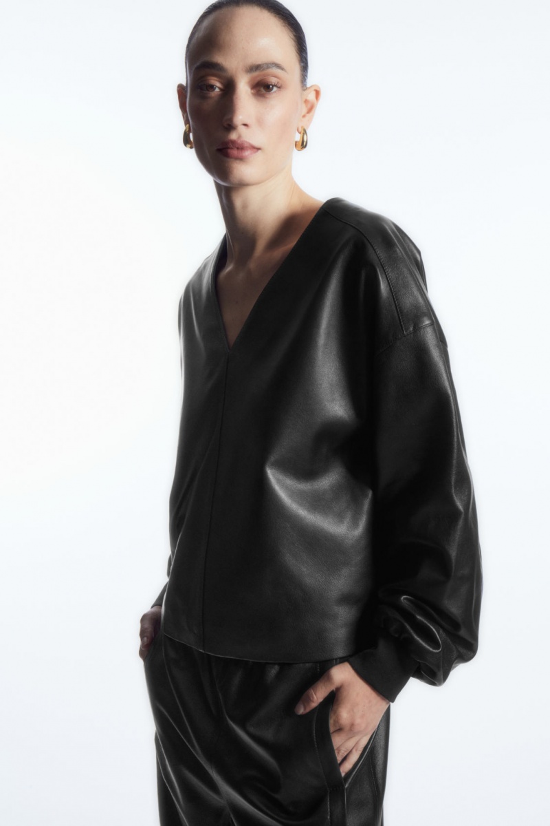 Women\'s COS Oversized V-Neck Leather Tops Black NZ-49ZMXLHFY