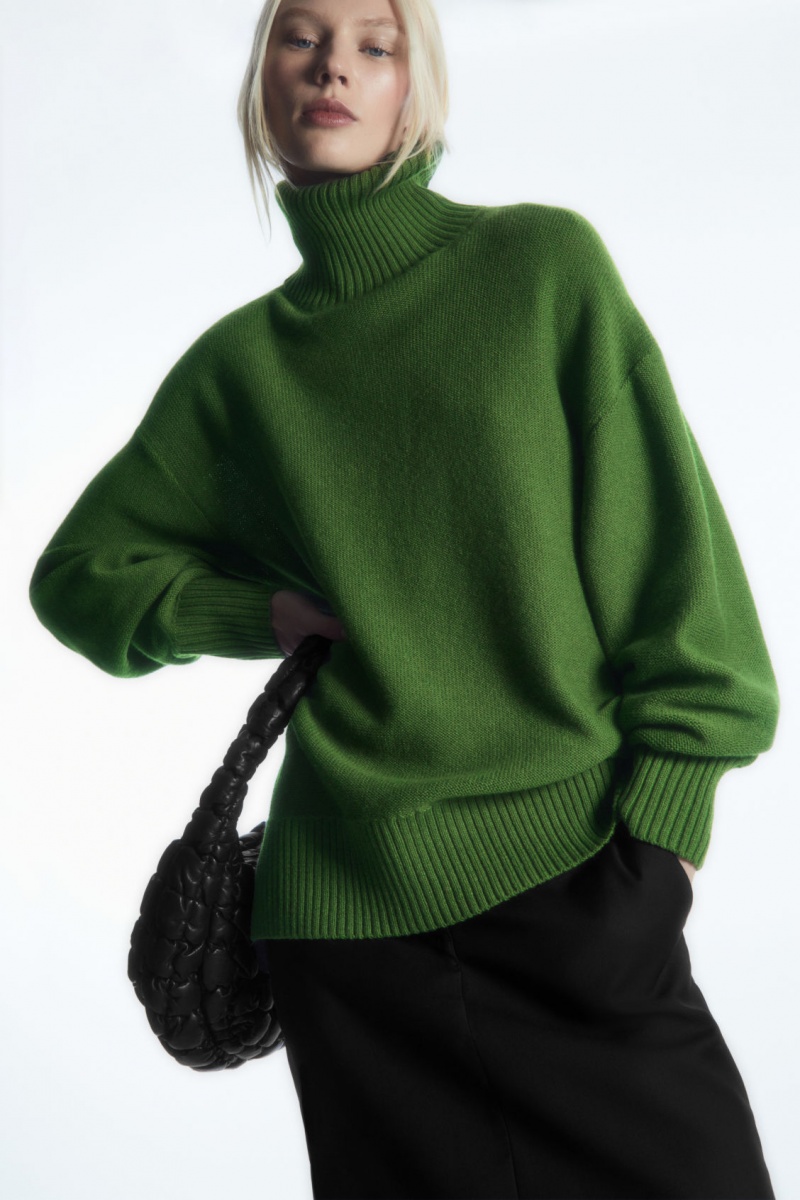 Women\'s COS Oversized Wool Roll-Neck Sweaters Green NZ-30QKJXLWR