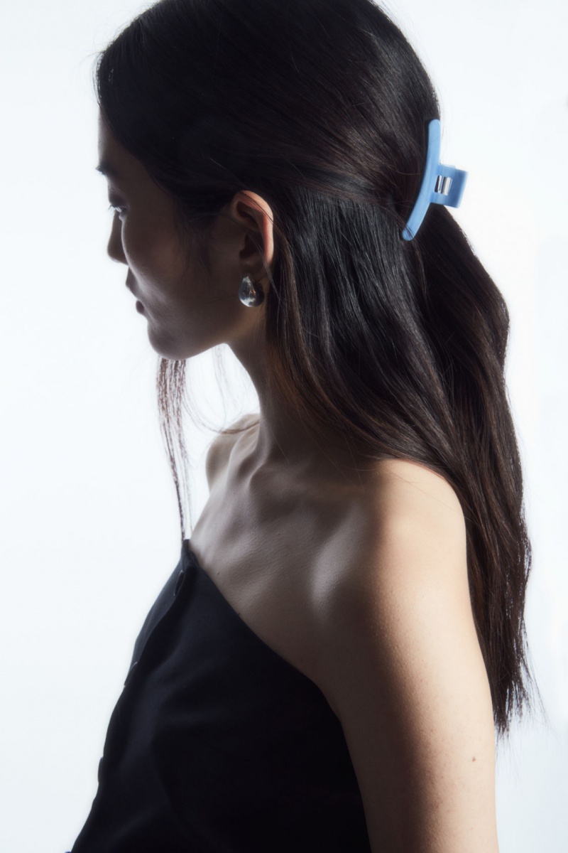 Women\'s COS Pearl-Effect Mini Hair Clip Hair Accessories Light Blue NZ-63DKSOLBZ