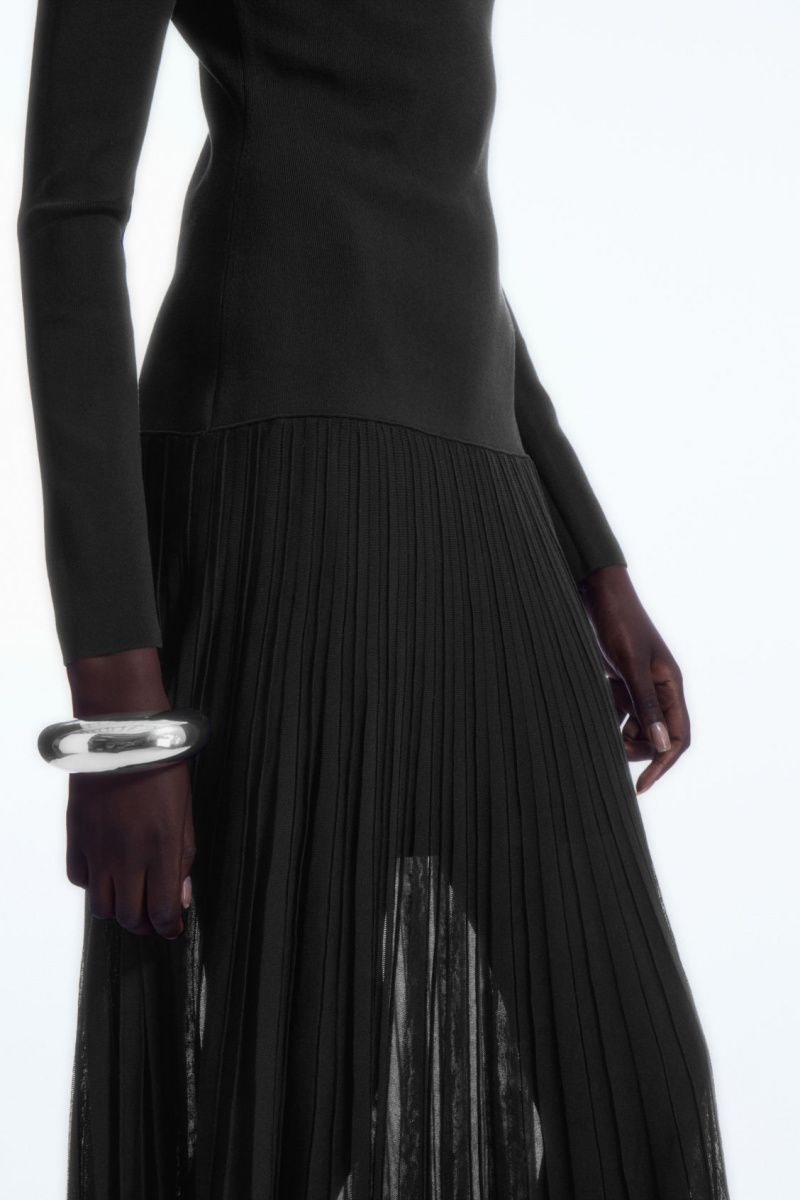Women's COS Pleated Knitted Turtleneck Maxi Dress Black NZ-76JCNLIUA