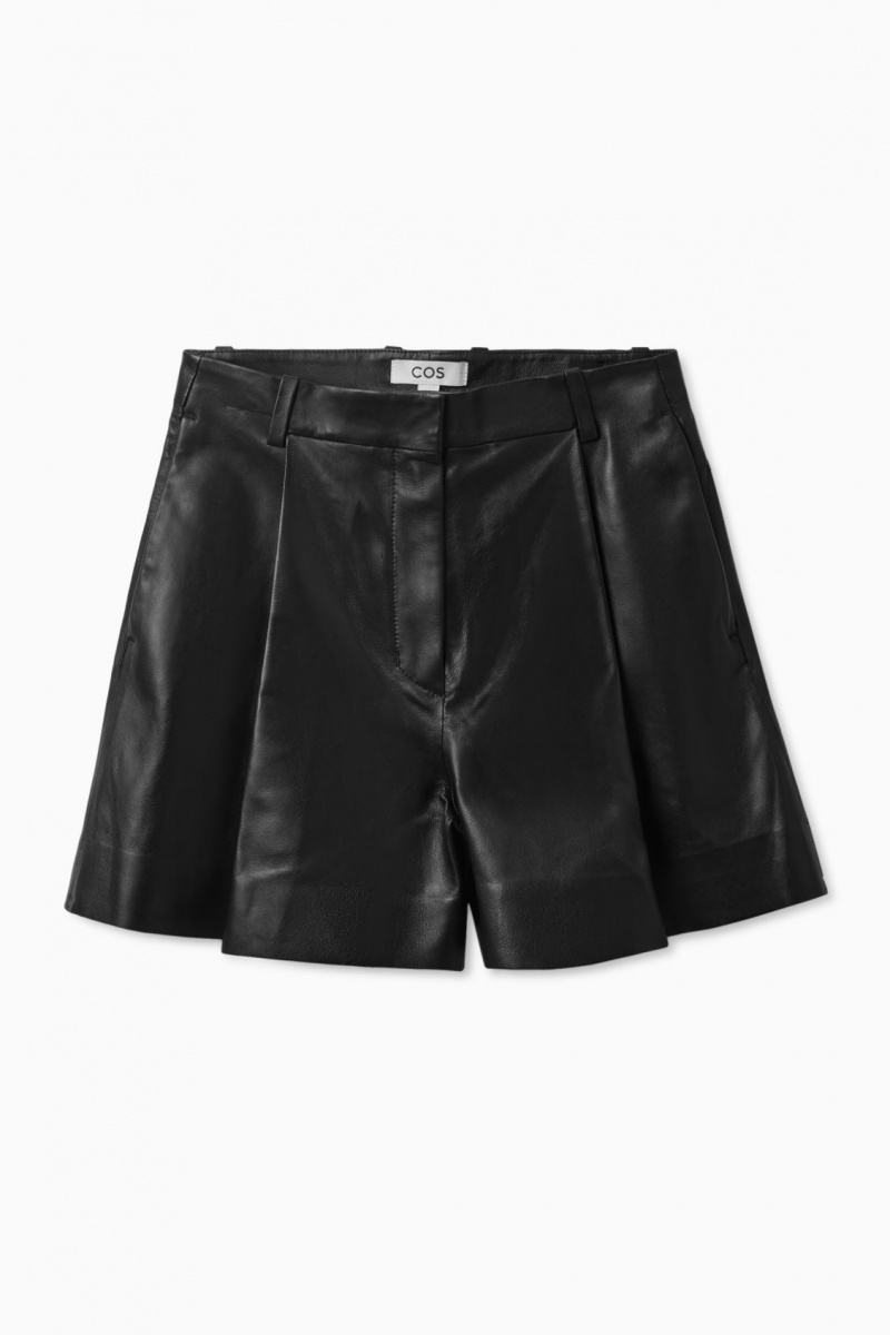 Women\'s COS Pleated Leather Shorts Black NZ-71ROLYEHF