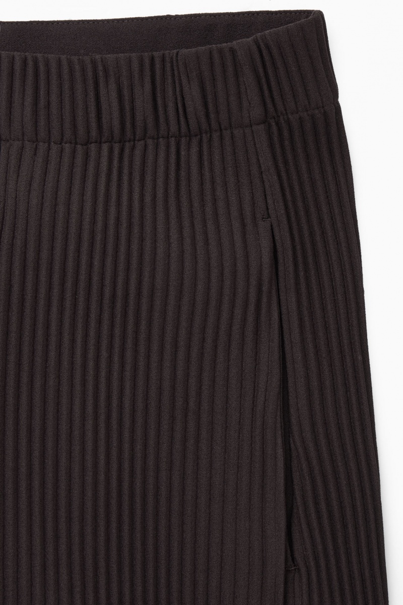 Women's COS Pleated Wide-Leg Trousers Dark Brown NZ-94EZMYSCD