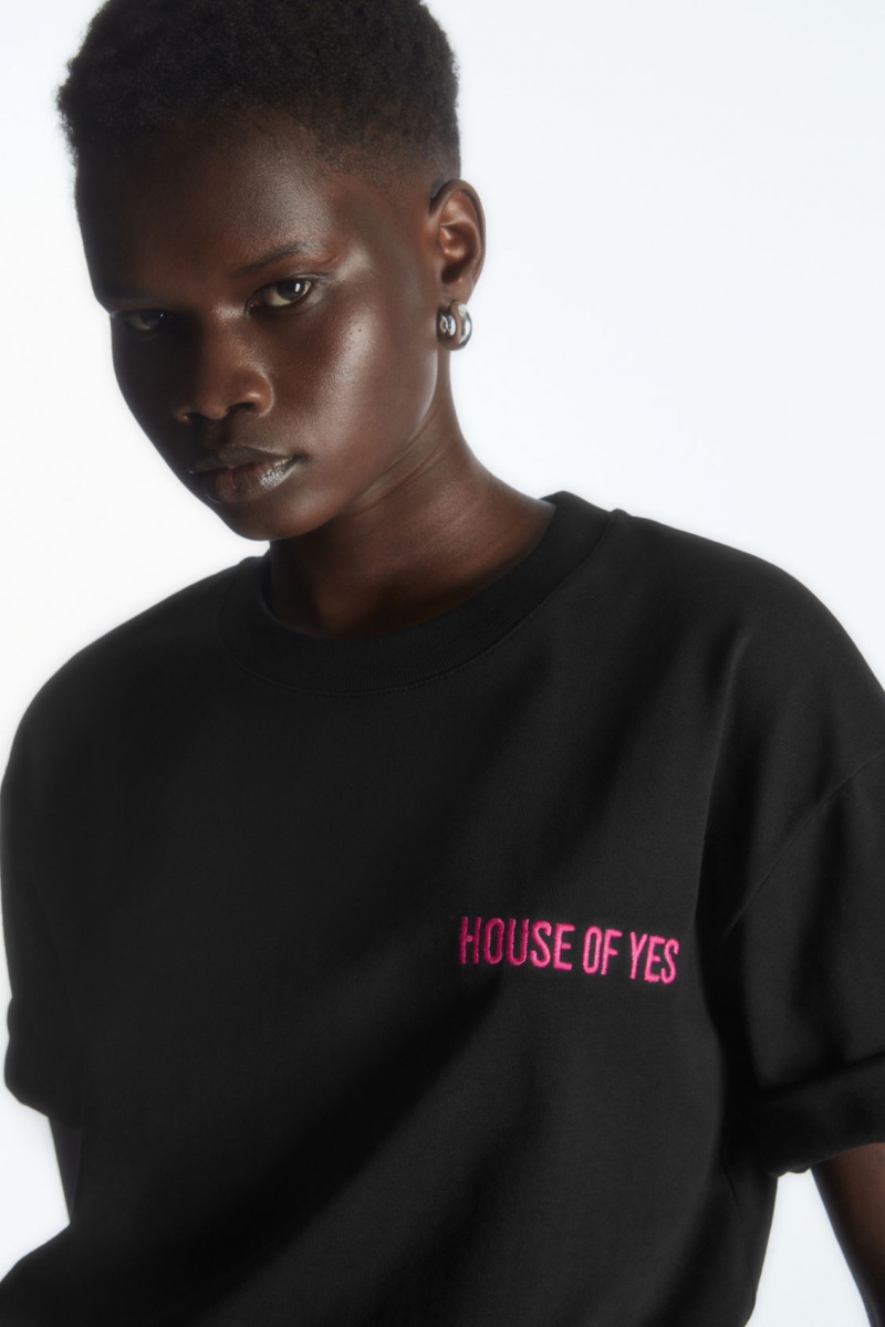Women's COS Pride 2023 T-Shirt Black NZ-92NXCFUQT