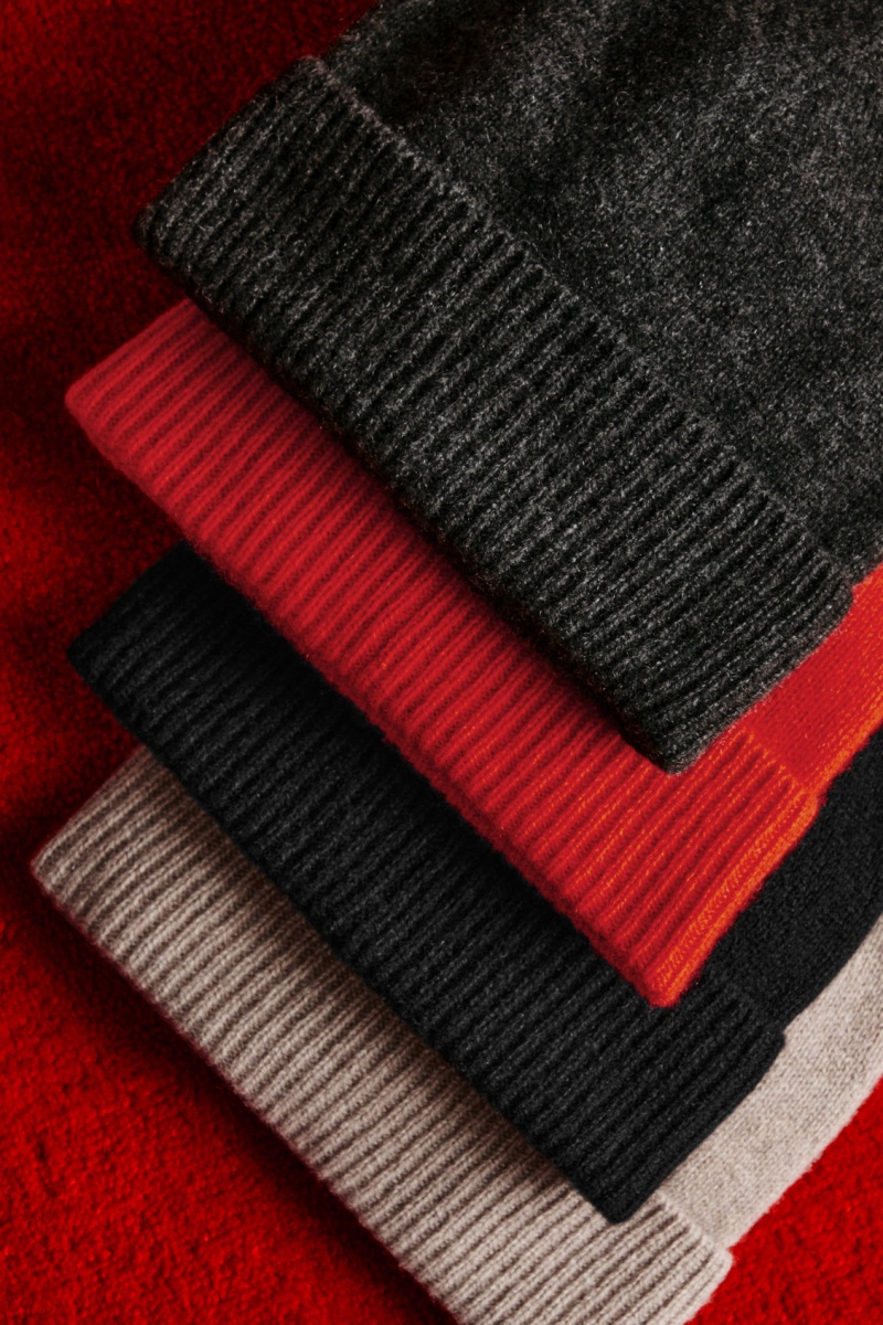 Women's COS Pure Cashmere Beanie Black NZ-92GVTSWME