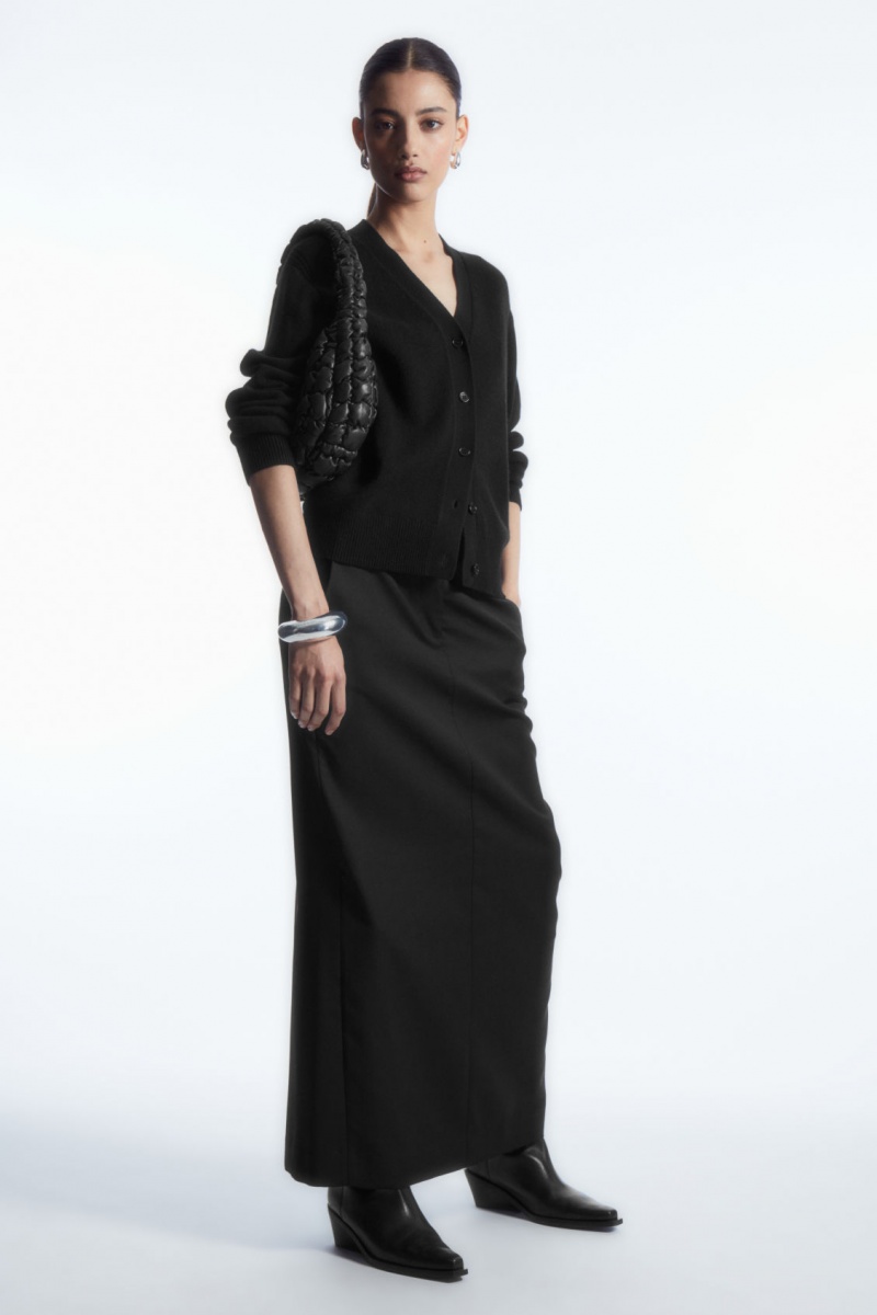 Women's COS Pure Cashmere Cardigan Black NZ-56OVAMCYL