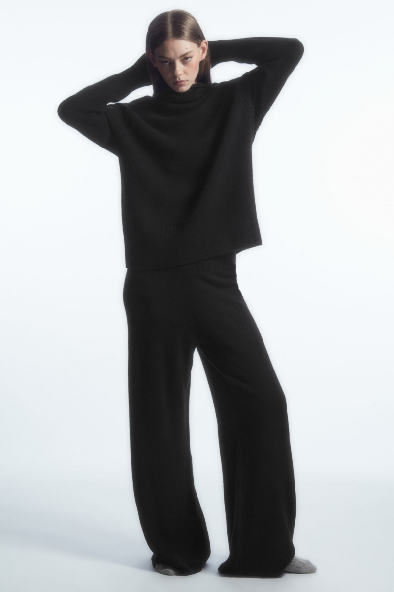 Women's COS Pure Cashmere Turtleneck Sweaters Black NZ-52ZRXLMVG