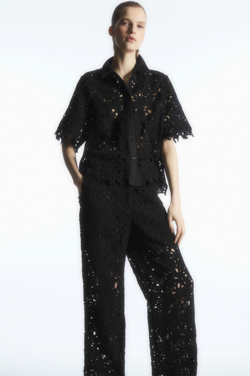 Women's COS Short-Sleeved Broderie Anglaise Shirts Black NZ-34PSYIJON