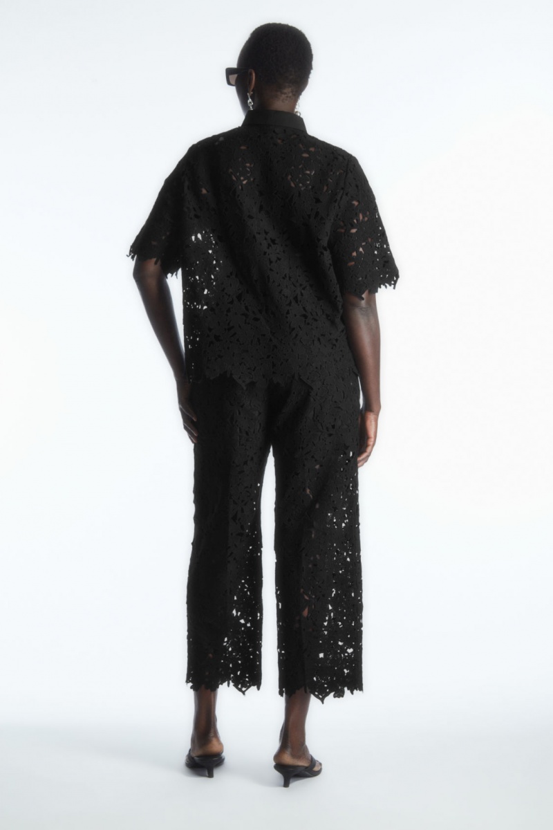 Women's COS Short-Sleeved Broderie Anglaise Shirts Black NZ-34PSYIJON