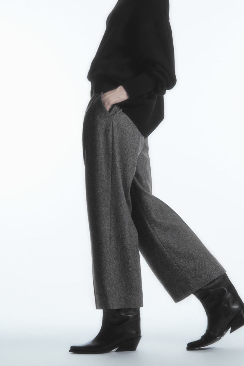 Women's COS Tailored Wool-Flannel Culottes Pants White / Black NZ-47IHPBXTL