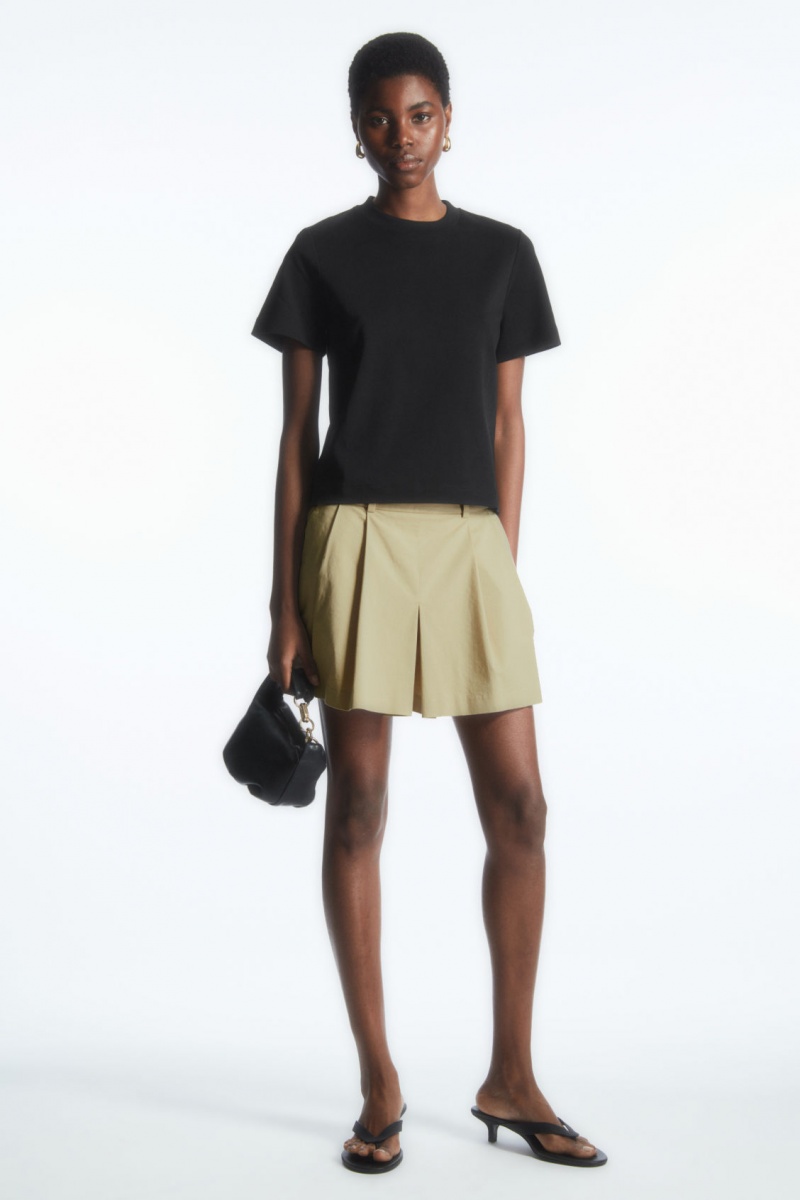 Women's COS The Clean Cut T-Shirt Black NZ-54ABNXLUT