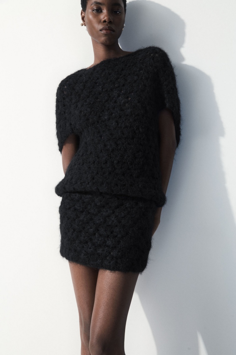 Women\'s COS The Crochet-Knit Mini Skirt Black NZ-25LSZEAIG