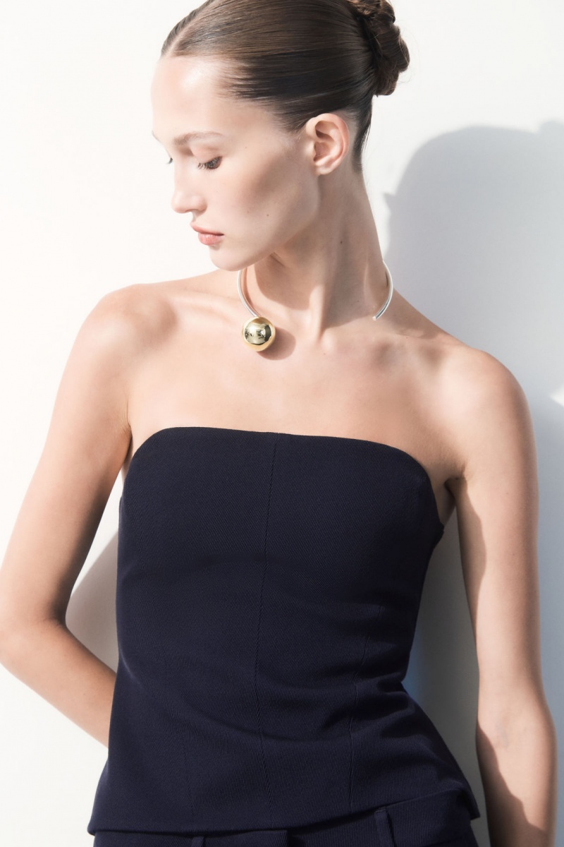 Women\'s COS The Sphere Necklace Silver NZ-31CVOWKLQ