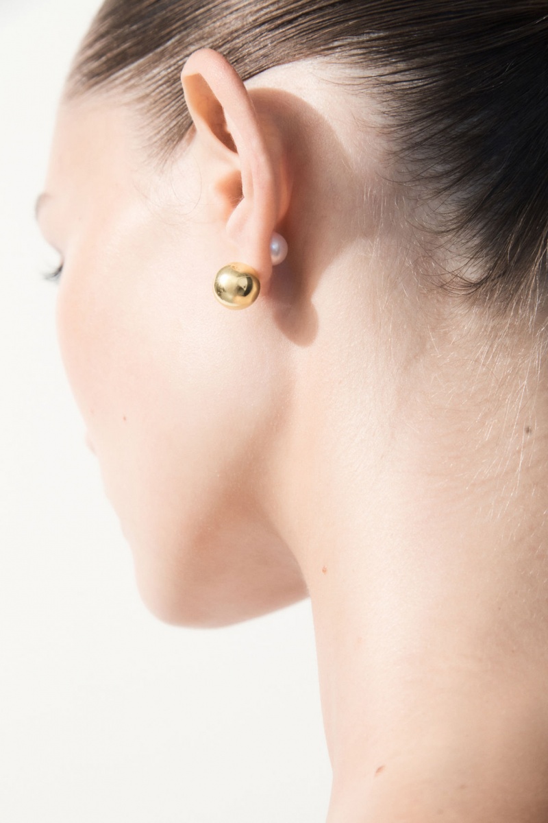 Women's COS The Sphere Pearl Earrings Silver NZ-76TEZJHWN