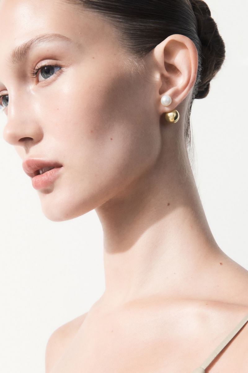 Women's COS The Sphere Pearl Earrings Silver NZ-76TEZJHWN