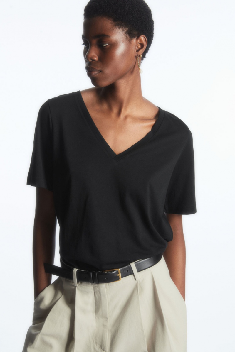 Women's COS V-Neck T-Shirt Black NZ-91UDMHQLF