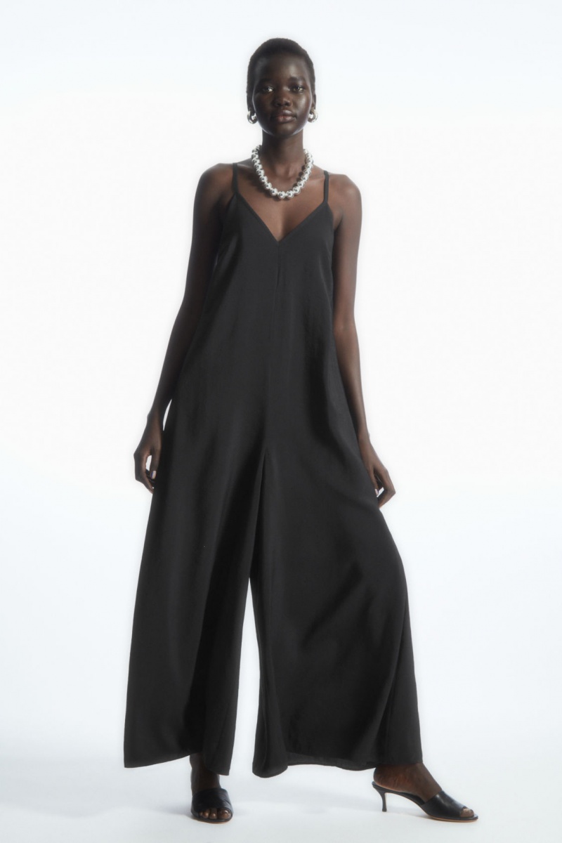 Women\'s COS V-Neck Wide-Leg Jumpsuit Black NZ-52OFDRBJW